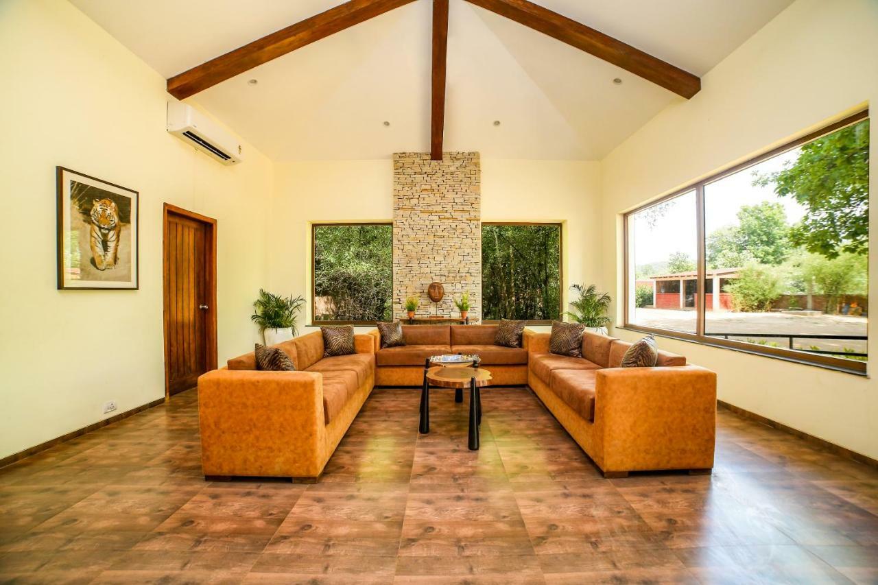 Lemon Tree Wildlife Resort, Bandhavgarh Tala  Exterior photo